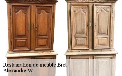 Restauration de meuble  06410